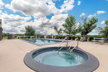best western locust grove inn and suites