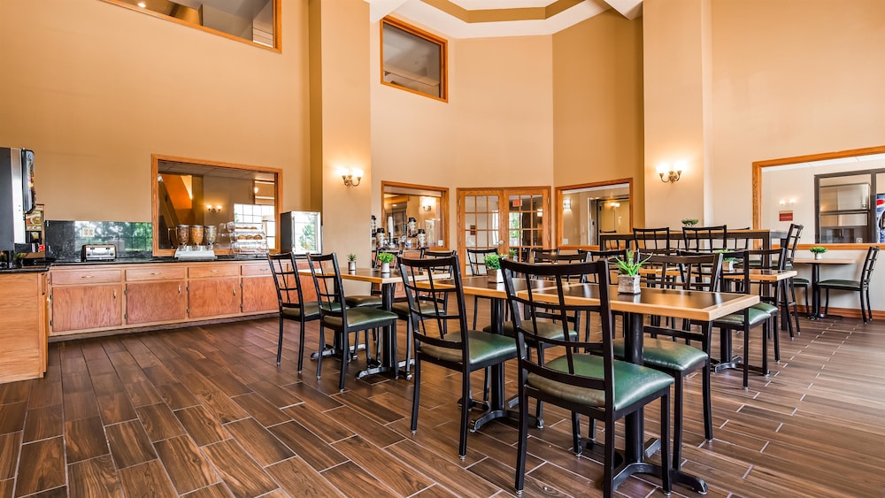 best western locust grove inn and suites