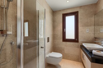 aphrodite hills golf and spa resort residences premium serviced apartments