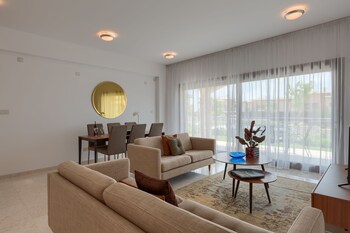 aphrodite hills golf and spa resort residences premium serviced apartments