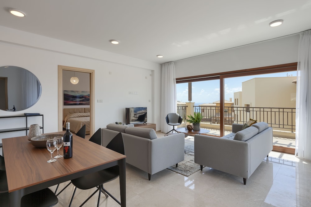 aphrodite hills golf and spa resort residences premium serviced apartments