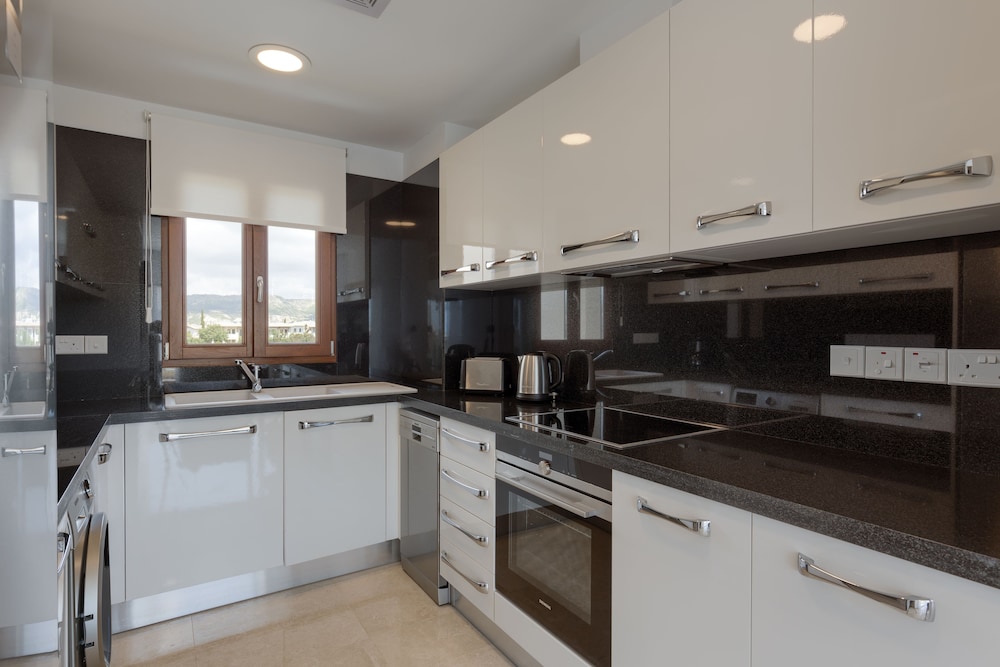 aphrodite hills golf and spa resort residences premium serviced apartments