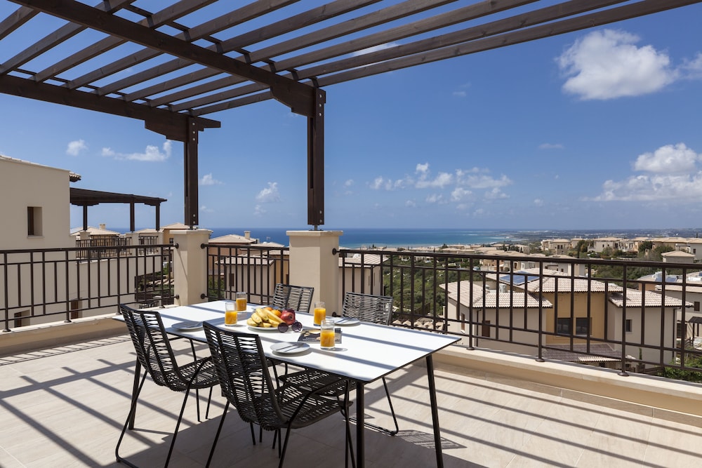 aphrodite hills golf and spa resort residences premium serviced apartments