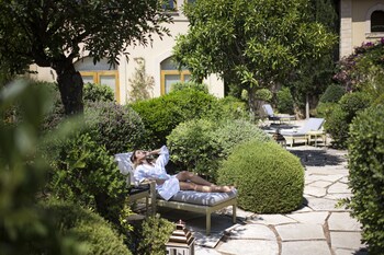 aphrodite hills golf and spa resort residences premium serviced apartments