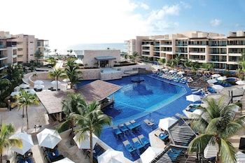 hideaway at royalton riviera