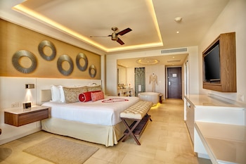 hideaway at royalton riviera