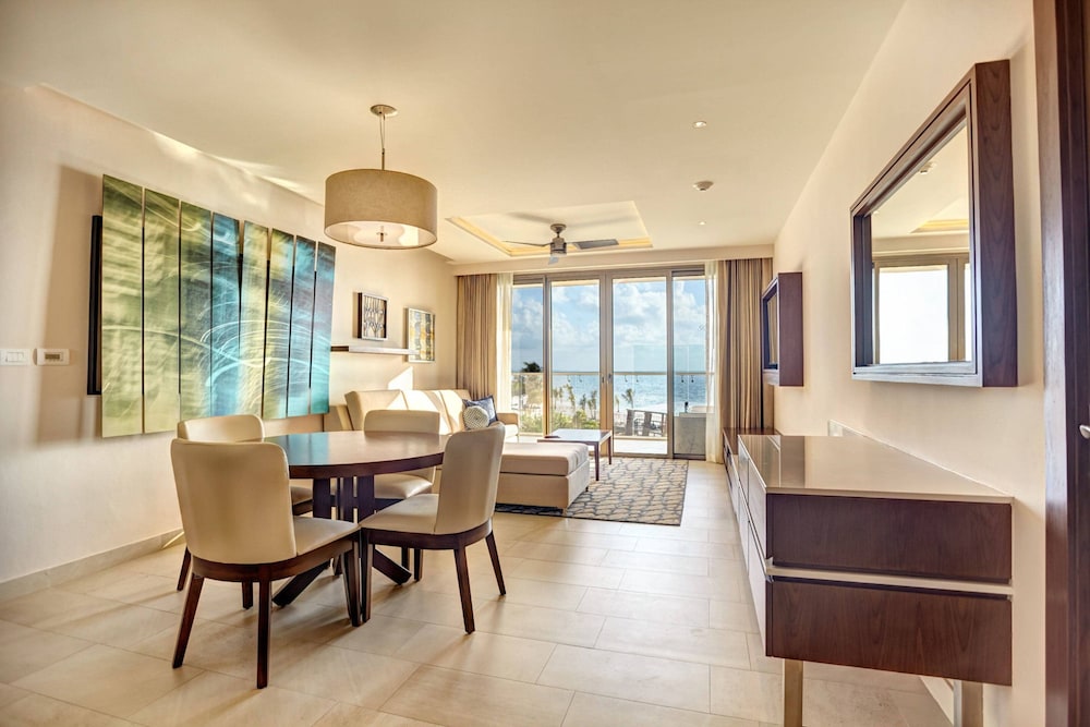 hideaway at royalton riviera
