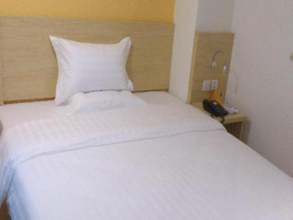 7 days inn shantou high speed railway station huanghe road