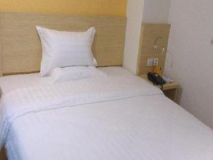 7 days inn shantou high speed railway station huanghe road