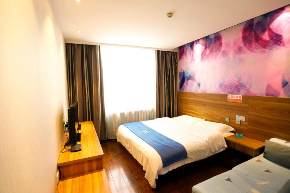 pai hotel huayin huashan mountain scenic spot ancient street
