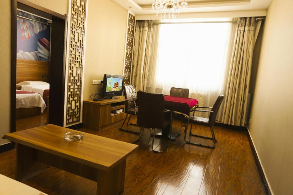 pai hotel huayin huashan mountain scenic spot ancient street