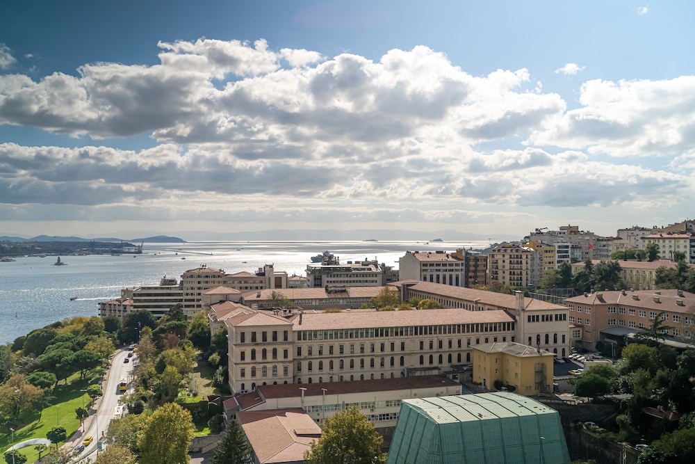 the ritz carlton istanbul