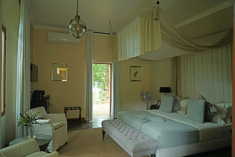 belo monte hotel and museum