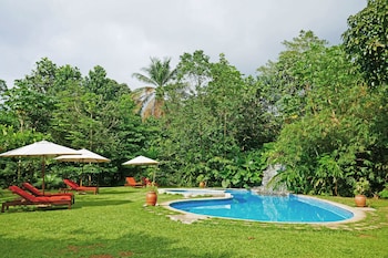 belo monte hotel and museum