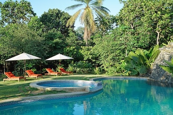 belo monte hotel and museum