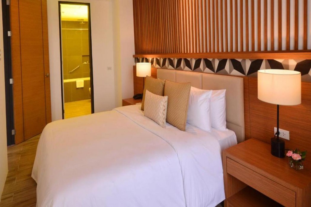 crown harbour springs managed by enderun hotels