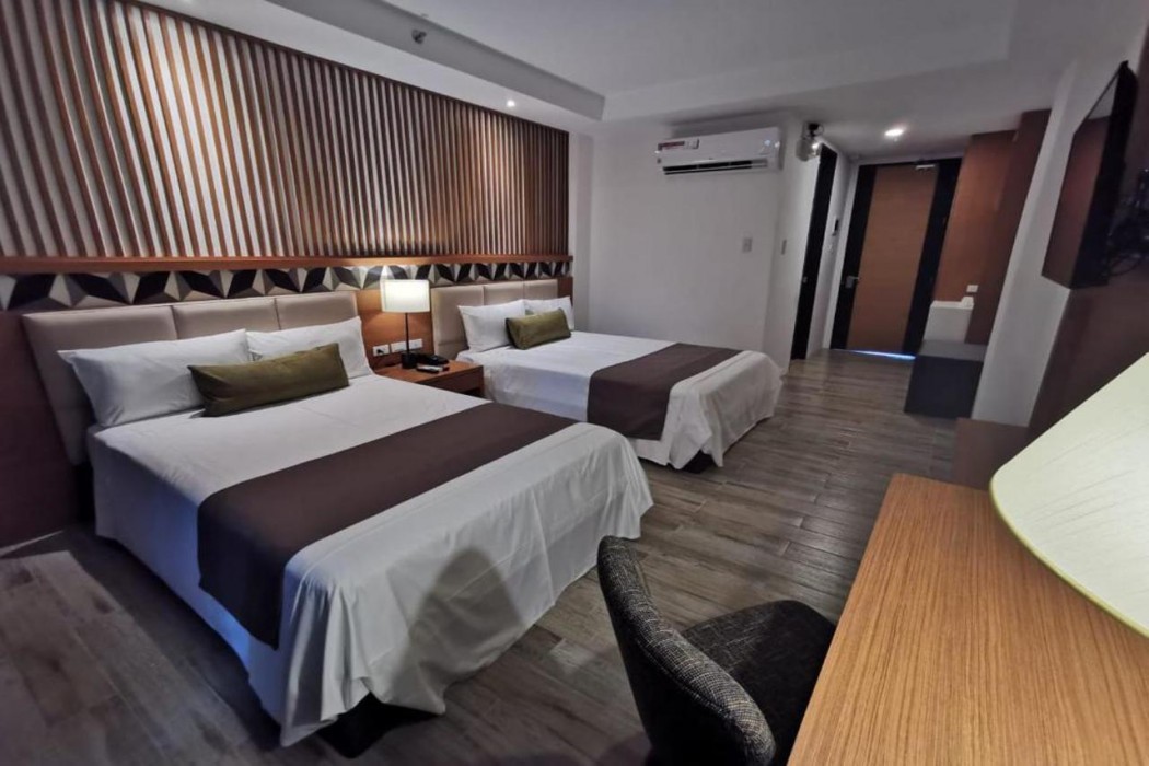 crown harbour springs managed by enderun hotels