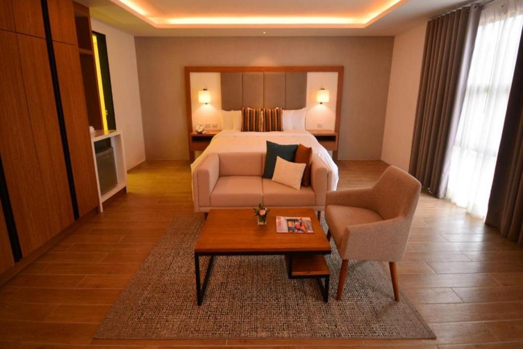 crown harbour springs managed by enderun hotels
