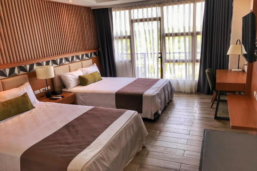 crown harbour springs managed by enderun hotels