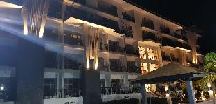 crown harbour springs managed by enderun hotels