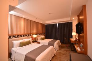 crown harbour springs managed by enderun hotels