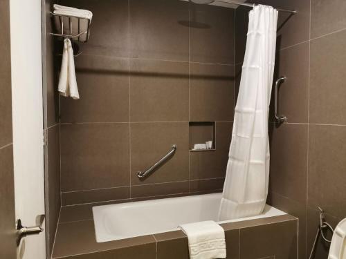 crown harbour springs managed by enderun hotels
