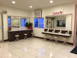 kenting maldives hot spring hotel