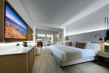 grand palladium palace ibiza resort and spa