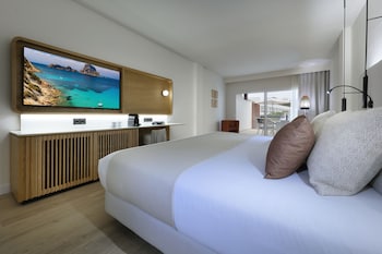 grand palladium palace ibiza resort and spa