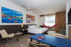 pop art hotel clc mamonal cartagena