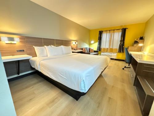 rodeway inn and suites