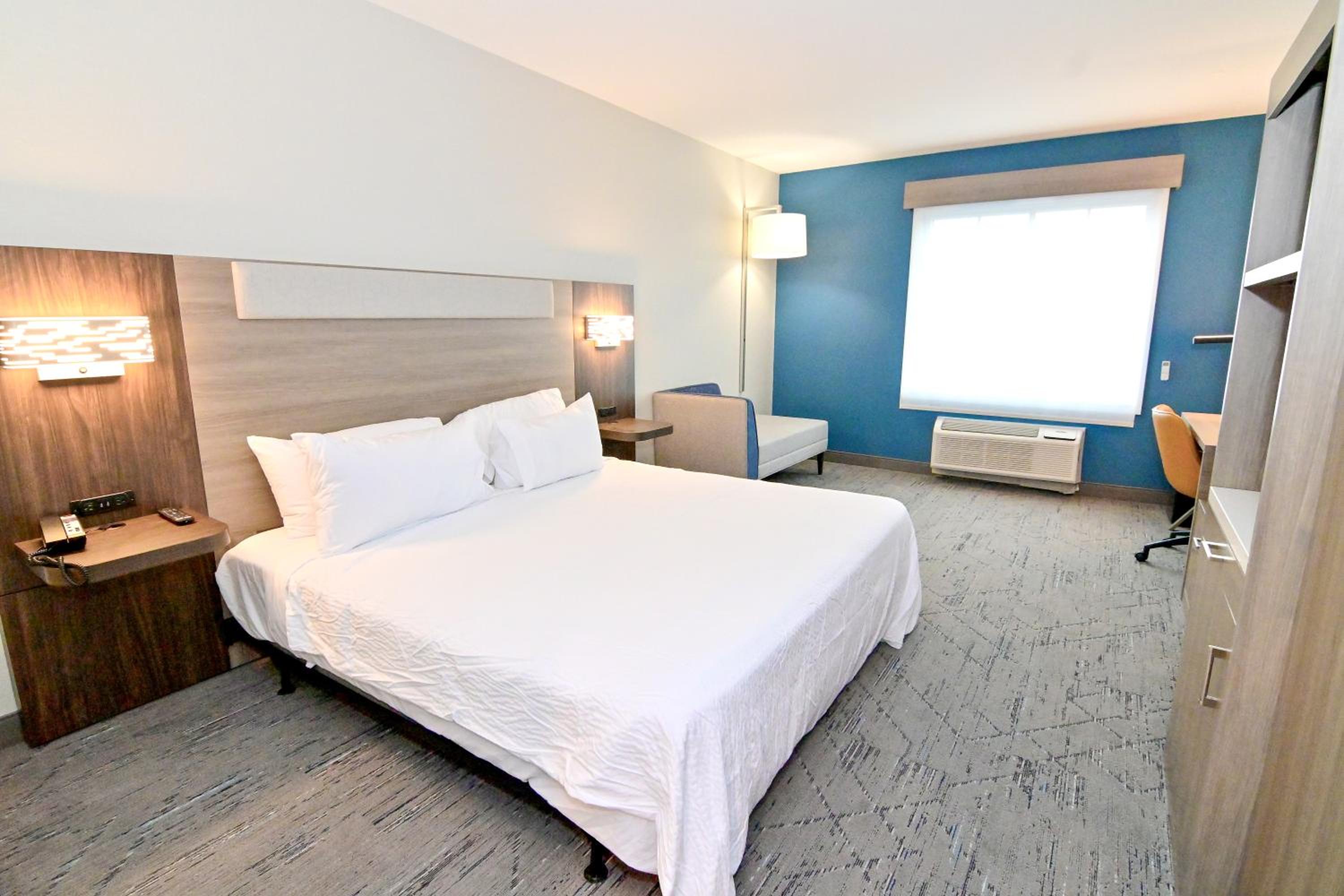 palm coast hotel and suites