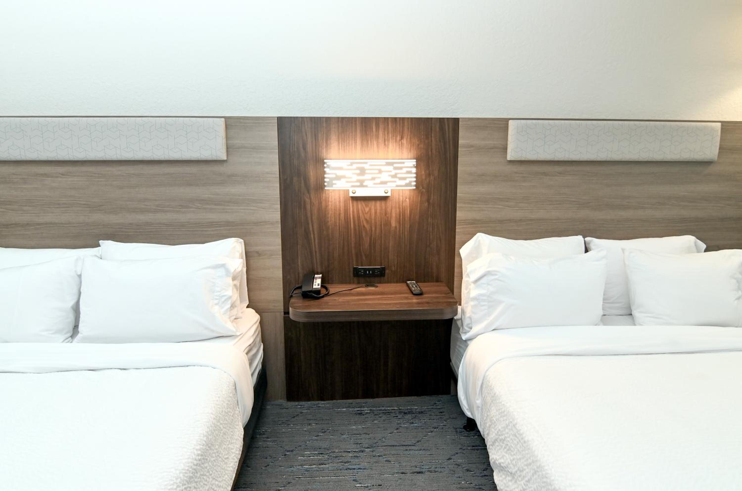 palm coast hotel and suites
