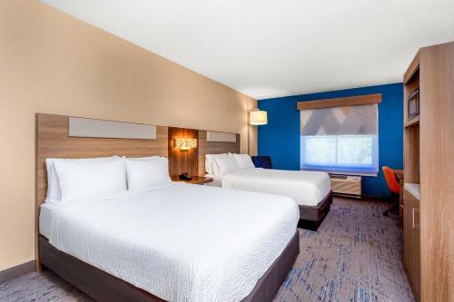 palm coast hotel and suites
