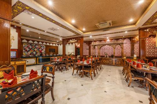 chokhi dhani resort jaipur
