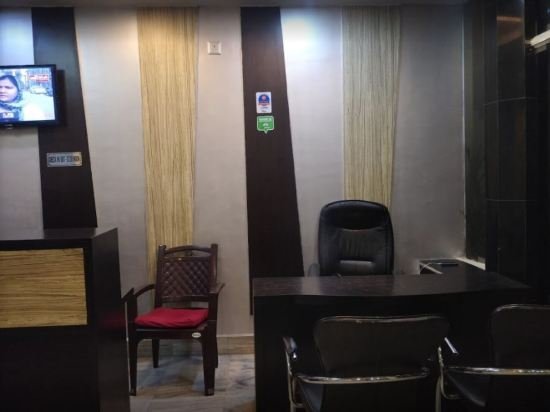 kiran palace varanasi