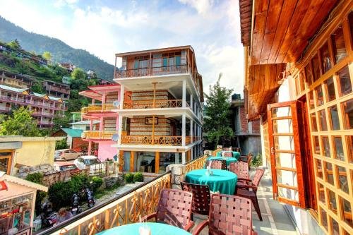 dragon inn manali