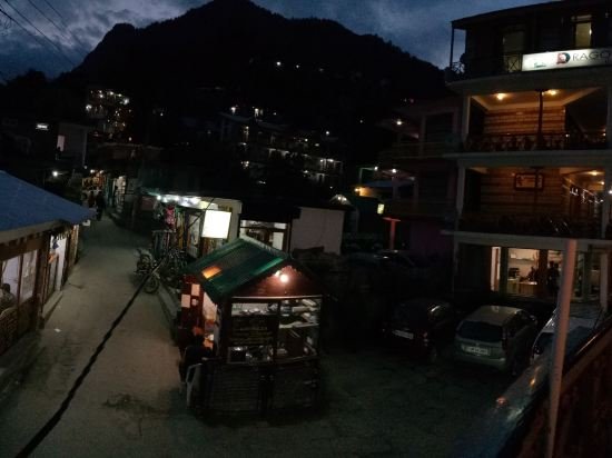 dragon inn manali