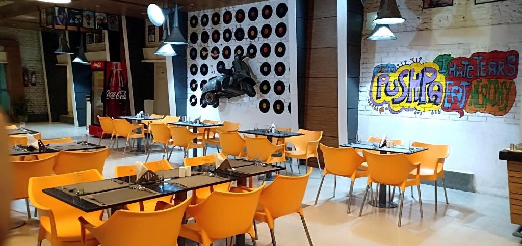 Hotel Polo Max Allahabad,Prayagraj>>Allahabad,3 star