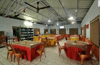 Moonlight Nature Resort,India>>Jaisalmer,3 star