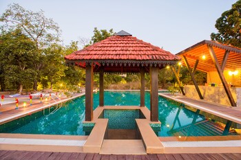 Vannraj Resort And Spa,Kohka>>Seoni,4 star
