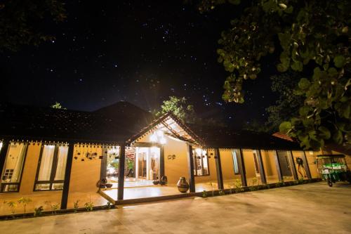 Vannraj Resort And Spa,Kohka>>Seoni,4 star