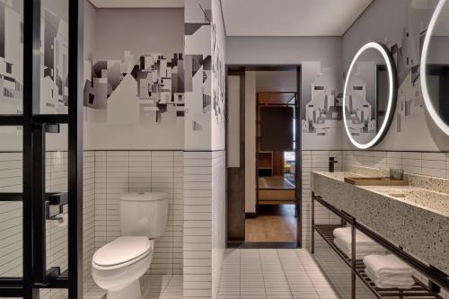 caption by hyatt zhongshan park shanghai