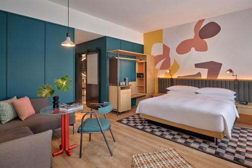 caption by hyatt zhongshan park shanghai