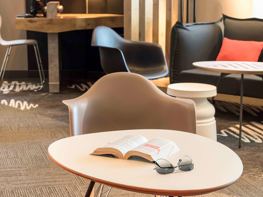 ibis angers centre chateau