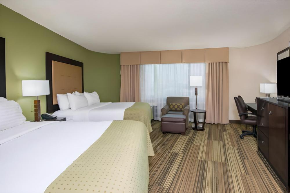 holiday inn new orleans west bank tower an ihg hotel