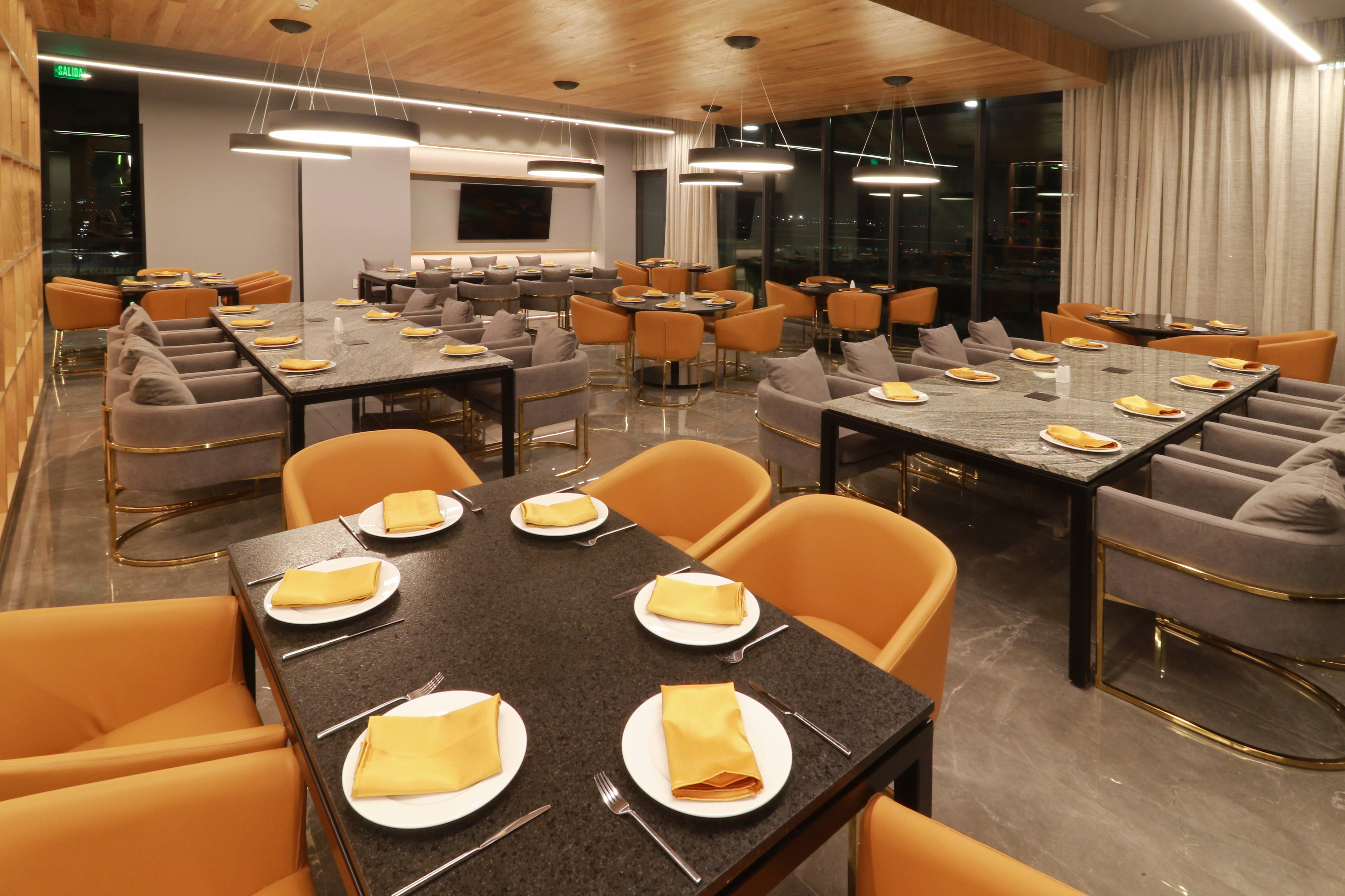 holiday inn hotel and suites mexico felipe angeles airport
