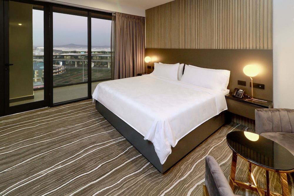holiday inn hotel and suites mexico felipe angeles airport