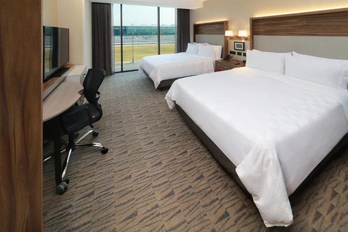 holiday inn hotel and suites mexico felipe angeles airport