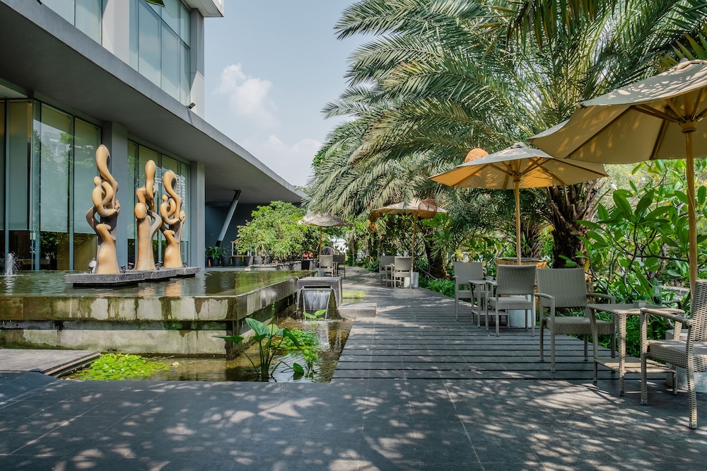 doubletree by hilton jakarta kemayoran